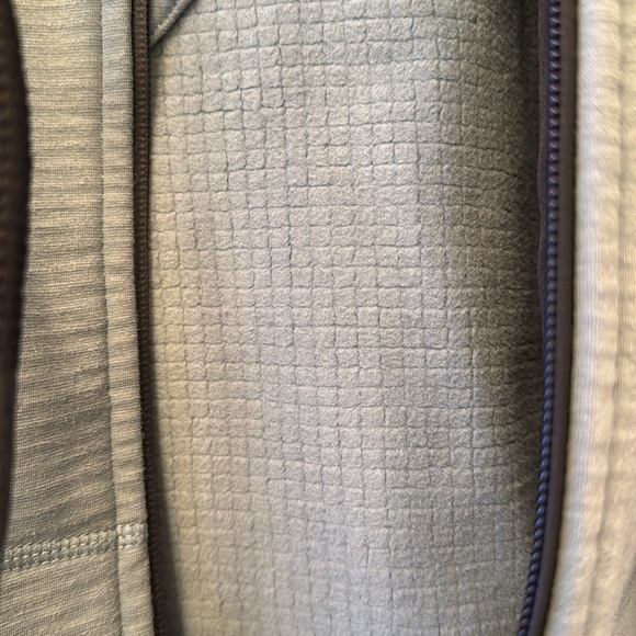 Vollebak 100 Year Zip Through Hoodie/MED - Picture 5 of 6